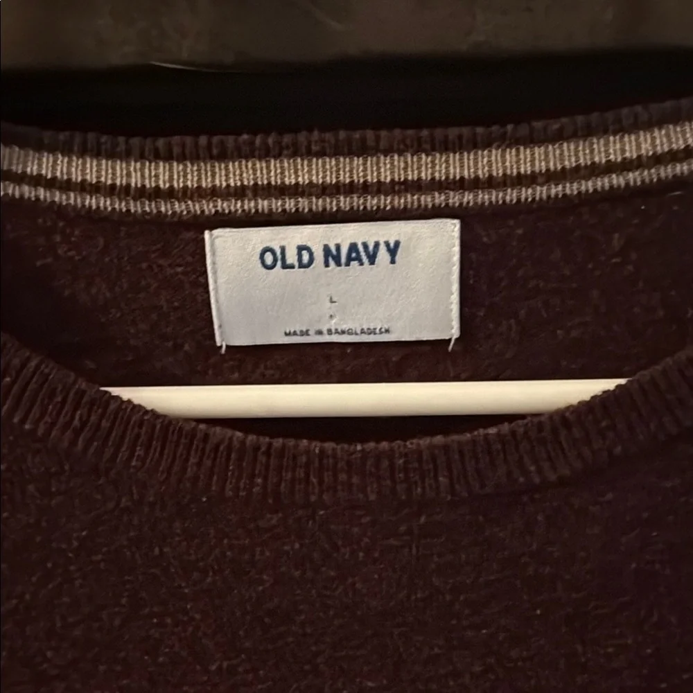Old Navy Men's Maroon Sweater Size Large